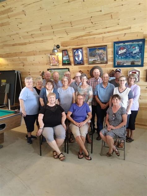 An artsy Ford family reunion .